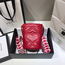 Load image into Gallery viewer, GUCCI 575163 DTDRT 9022
