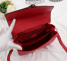 Load image into Gallery viewer, LOUIS VUITTON M40780 POCHETTE MÉTIS
