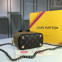 Load image into Gallery viewer, LOUIS VUITTON M57482 VANITY

