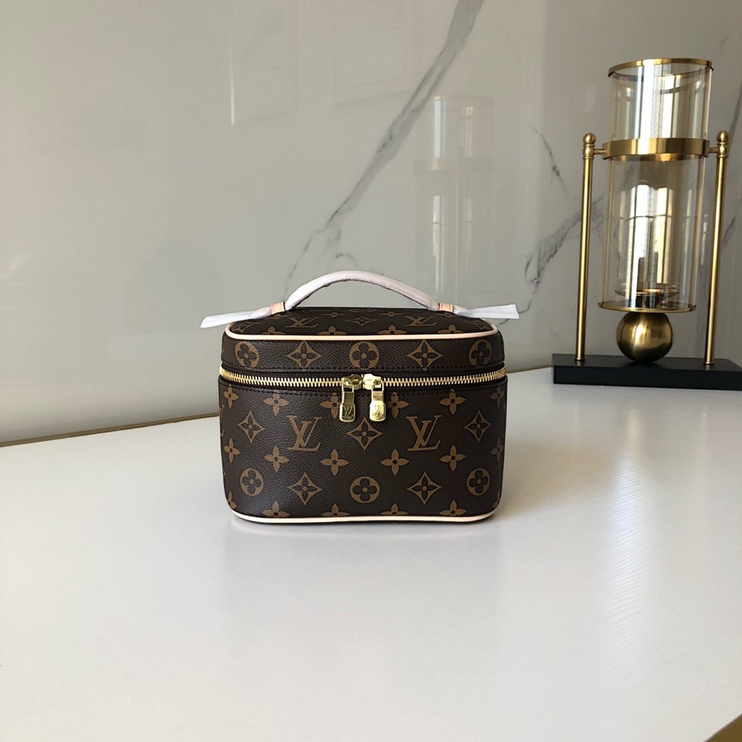 LOUIS VUITTON M44495 NICE