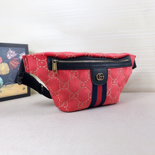 Load image into Gallery viewer, GUCCI 574968GZ8BT
