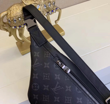 Load image into Gallery viewer, LOUIS VUITTON M44336 DISCOVERY
