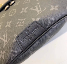 Load image into Gallery viewer, LOUIS VUITTON M44336 DISCOVERY
