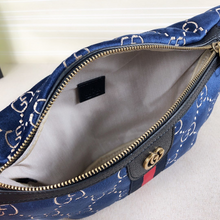 Load image into Gallery viewer, GUCCI 574968GZ8BT
