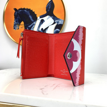 Load image into Gallery viewer, LOUIS VUITTON M69113 ESCALE VICTORINE
