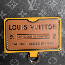 Load image into Gallery viewer, LOUIS VUITTON M45216 Messenger PM Voyager
