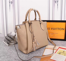 Load image into Gallery viewer, LOUIS VUITTON M55029 Mahina
