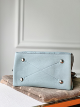 Load image into Gallery viewer, LOUIS VUITTON M57526 MURIA
