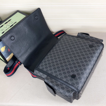 Load image into Gallery viewer, GUCCI 474138 K5RLN 1095
