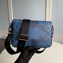 Load image into Gallery viewer, LOUIS VUITTON N50013 STUDIO
