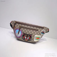 Load image into Gallery viewer, GUCCI 529711 K9GLT 8967

