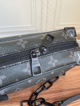 Load image into Gallery viewer, LOUIS VUITTON M44480 MINI SOFT TRUNK
