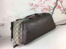 Load image into Gallery viewer, GUCCI 598140 HUHAT 8564
