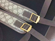 Load image into Gallery viewer, GUCCI 598140 HUHAT 8564
