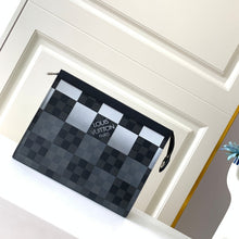 Load image into Gallery viewer, LOUIS VUITTON N60412 POCHETTE VOYAGE
