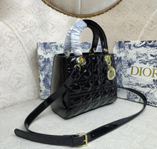 Load image into Gallery viewer, DIOR M0531NWDD_M900
