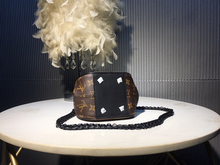 Load image into Gallery viewer, LOUIS VUITTON
