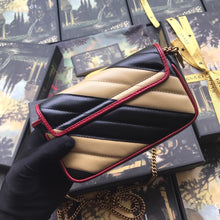 Load image into Gallery viewer, GUCCI 574969 Marmont
