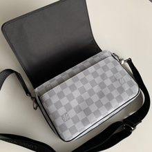Load image into Gallery viewer, LOUIS VUITTON N50013 STUDIO
