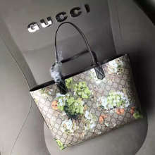 Load image into Gallery viewer, GUCCI 368568
