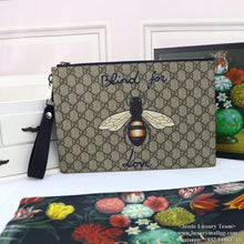 Load image into Gallery viewer, GUCCI 473904 GZN1N 1058
