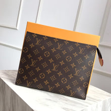Load image into Gallery viewer, LOUIS VUITTON M30432 POCHETTE VOYAGE
