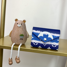 Load image into Gallery viewer, LOUIS VUITTON M69113 ESCALE VICTORINE
