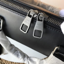 Load image into Gallery viewer, LOUIS VUITTON PORTE-DOCUMENTS JOUR NM
