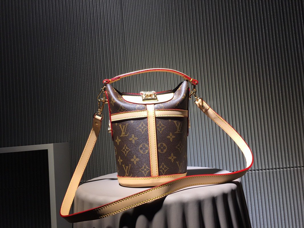 LOUIS VUITTON M43587 DUFFLE