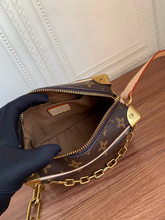 Load image into Gallery viewer, LOUIS VUITTON M44480 MINI SOFT TRUNK
