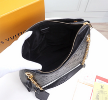 Load image into Gallery viewer, LOUIS VUITTON M43758 Trunk Clutch
