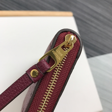 Load image into Gallery viewer, LOUIS VUITTON N63069 ZIPPY
