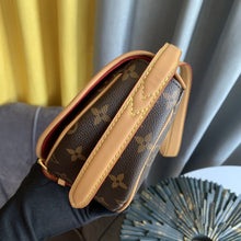 Load image into Gallery viewer, LOUIS VUITTON M44860 TAMBOURIN
