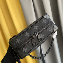 Load image into Gallery viewer, LOUIS VUITTON M44735 MINI SOFT TRUNK
