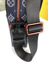 Load image into Gallery viewer, LOUIS VUITTON M43678 DANUBE
