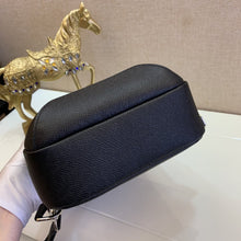 Load image into Gallery viewer, LOUIS VUITTON M30443 AVENUE
