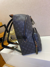 Load image into Gallery viewer, LOUIS VUITTON M45218 DISCOVERY
