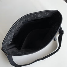 Load image into Gallery viewer, LOUIS VUITTON M45216 Messenger PM Voyager
