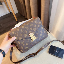 Load image into Gallery viewer, LOUIS VUITTON M44875 POCHETTE MÉTIS

