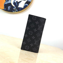 Load image into Gallery viewer, LOUIS VUITTON M69260 BRAZZA
