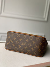 Load image into Gallery viewer, LOUIS VUITTON M45194 HOBO DAUPHINE
