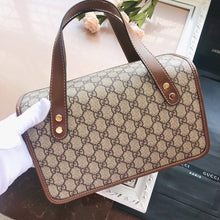 Load image into Gallery viewer, GUCCI 645453 92TCG 8563
