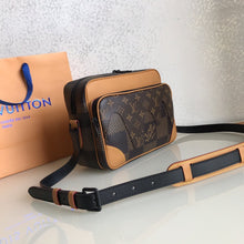 Load image into Gallery viewer, LOUIS VUITTON N40359
