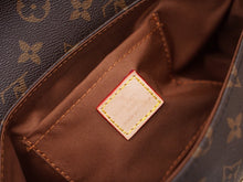 Load image into Gallery viewer, LOUIS VUITTON M44470

