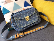Load image into Gallery viewer, LOUIS VUITTON M44466
