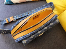 Load image into Gallery viewer, LOUIS VUITTON M44466
