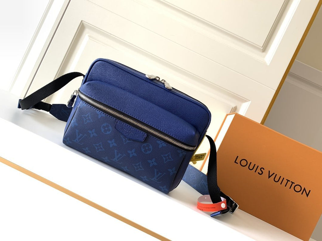 LOUIS VUITTON M30233 OUTDOOR