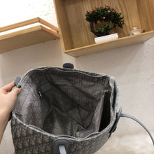 Load image into Gallery viewer, DIOR M1279ZRIW_M928
