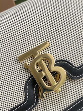 Load image into Gallery viewer, BURBERRY TB
