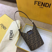 Load image into Gallery viewer, FENDI MON TRESOR
